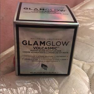 GlamGlow Volcasmic